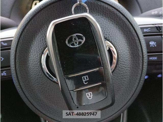 Toyota AQUA 2023-01 8878645-22