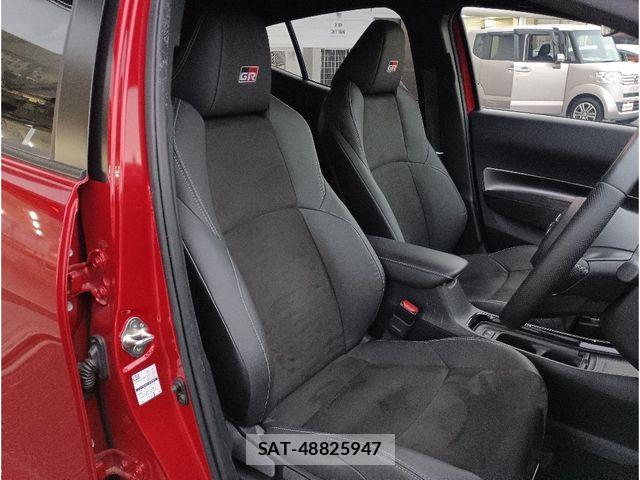 Toyota AQUA 2023-01 8878645-7