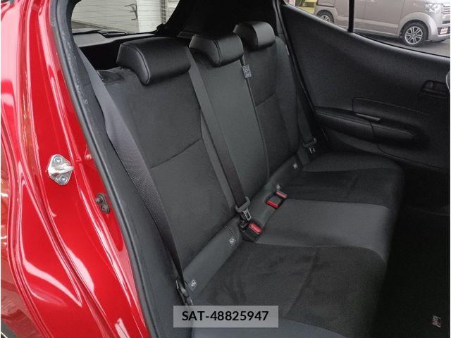 Toyota AQUA 2023-01 8878645-8
