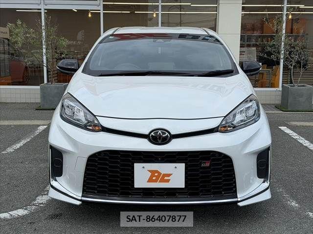 Toyota AQUA 2023-04 8878648-8
