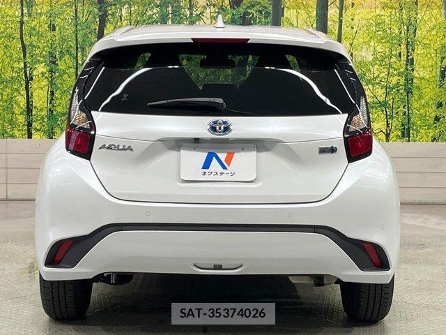 Toyota AQUA 2022-09 8878649-14