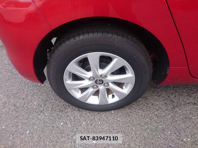Toyota AQUA 2024-09 8878641-18
