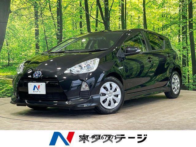 Toyota AQUA 2014-08 8878672-0