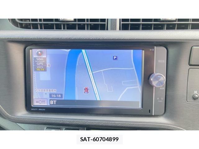 Toyota AQUA 2013-11 8878687-16