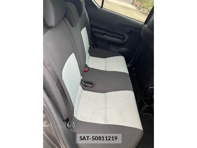 Toyota AQUA 2013-09 8878700-10