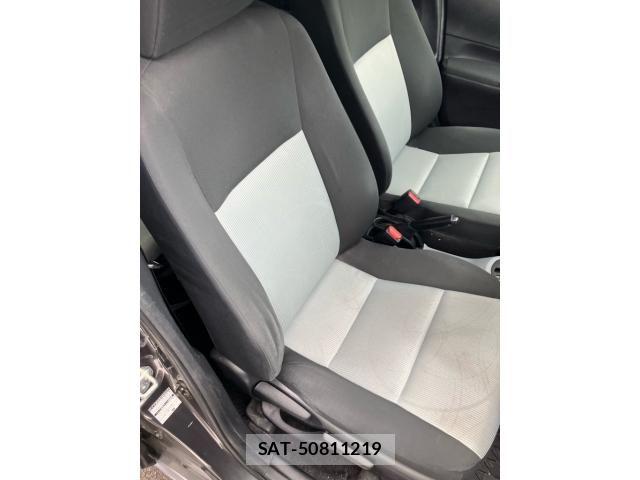 Toyota AQUA 2013-09 8878700-11