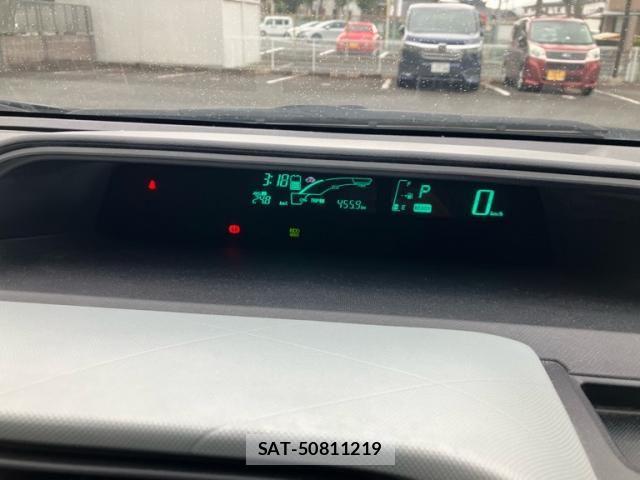 Toyota AQUA 2013-09 8878700-16