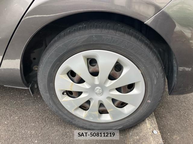 Toyota AQUA 2013-09 8878700-5