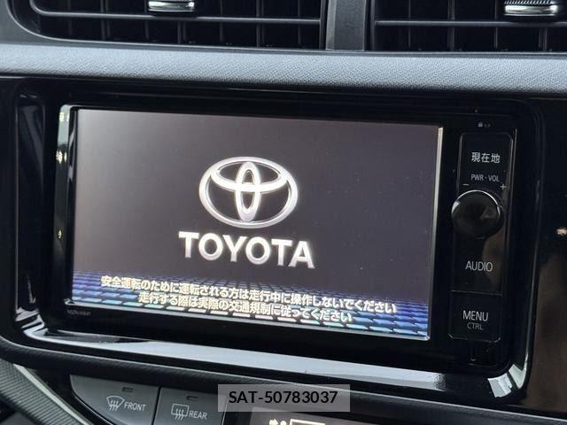 Toyota AQUA 2016-08 8878670-18