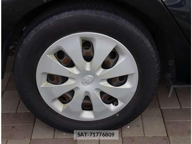 Toyota AQUA 2013-10 8878676-20