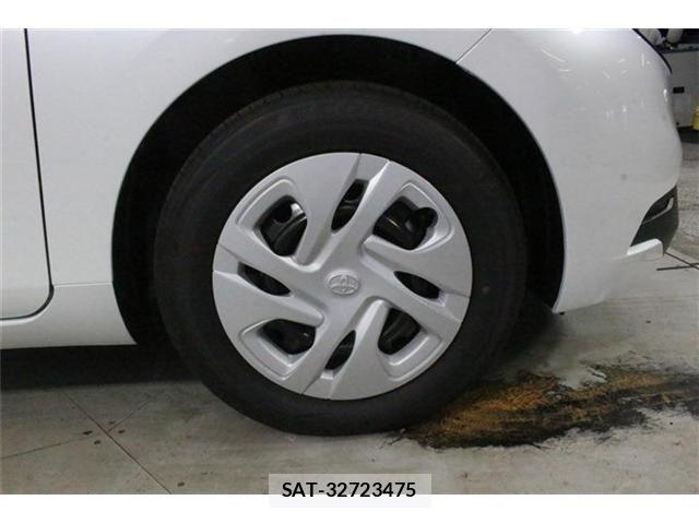Toyota AQUA 2026-08 8878640-20