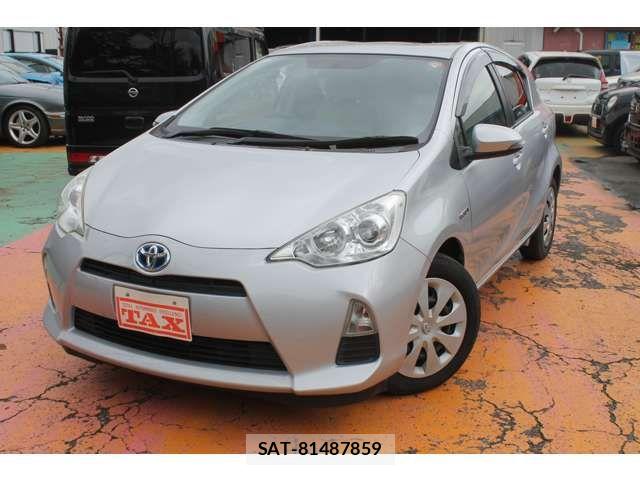 Toyota AQUA 2012-05 8878685-0