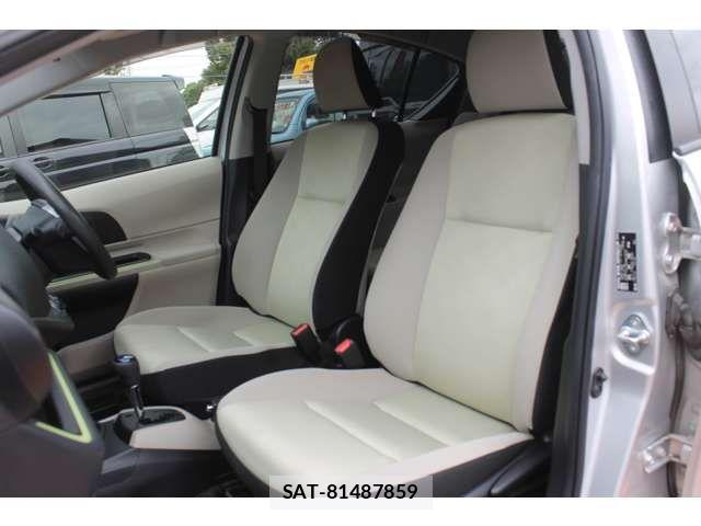 Toyota AQUA 2012-05 8878685-1