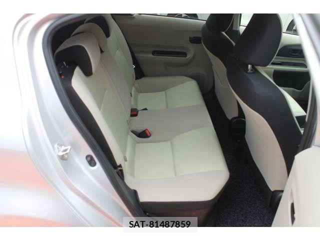 Toyota AQUA 2012-05 8878685-4
