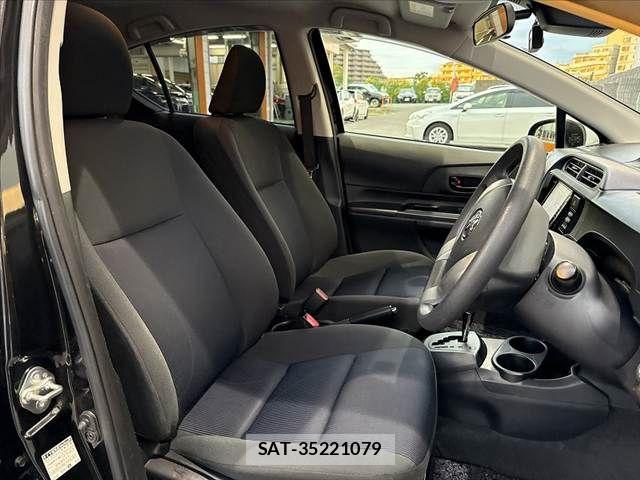 Toyota AQUA 2015-11 8878681-15