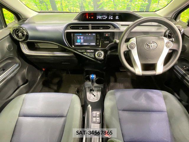 Toyota AQUA 2016-03 8878669-1