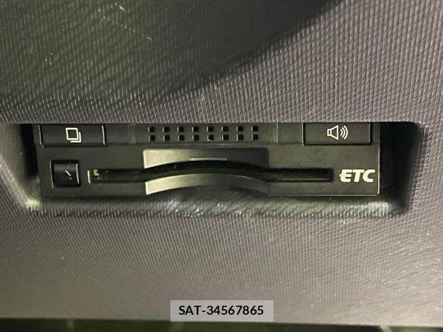 Toyota AQUA 2016-03 8878669-6