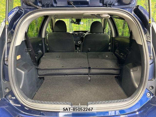 Toyota AQUA 2019-08 8878667-9