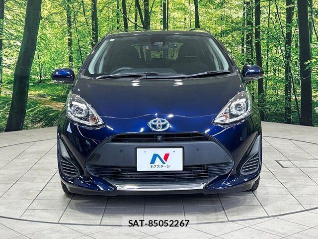 Toyota AQUA 2019-08 8878667-13