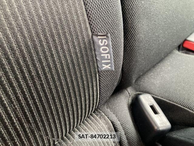 Toyota AQUA 2017-12 8878665-13