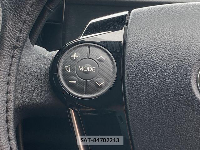 Toyota AQUA 2017-12 8878665-15