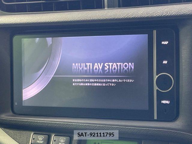 Toyota AQUA 2013-08 8878683-3