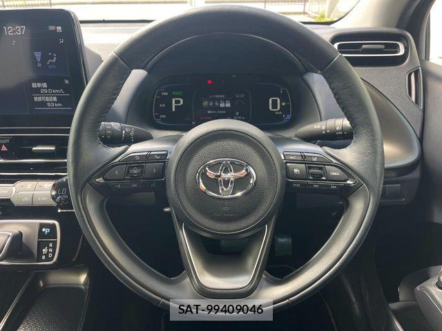 Toyota AQUA 2022-12 8878646-11