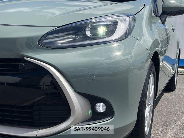 Toyota AQUA 2022-12 8878646-12