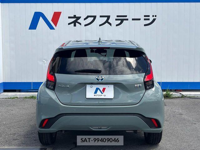 Toyota AQUA 2022-12 8878646-15