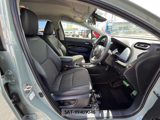 Toyota AQUA 2022-12 8878646-8
