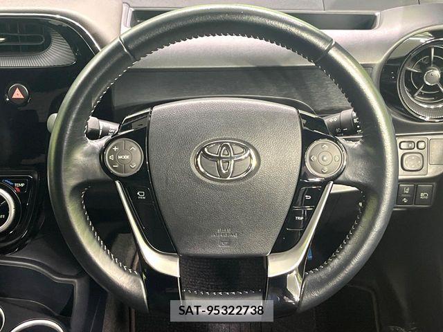 Toyota AQUA 2020-03 8878662-10