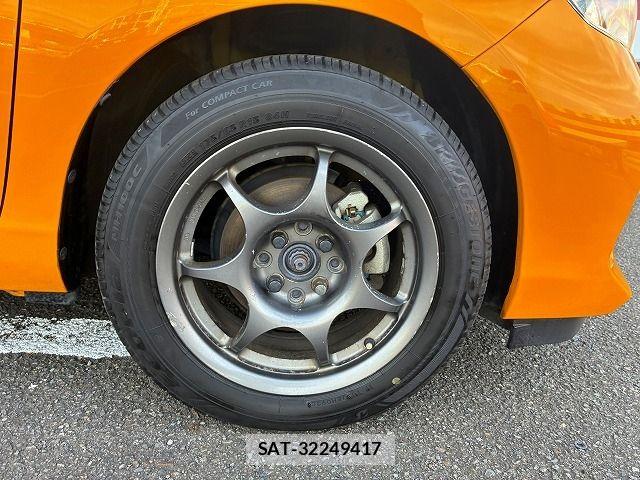 Toyota AQUA 2014-01 8878691-9