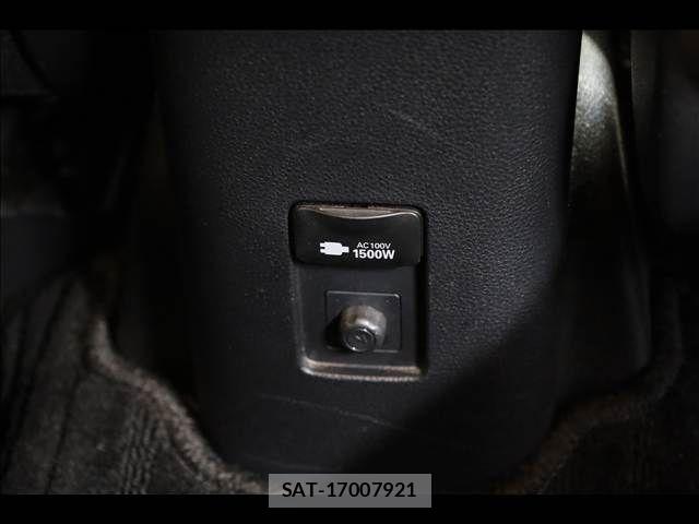Toyota AQUA 2021-10 8878653-15