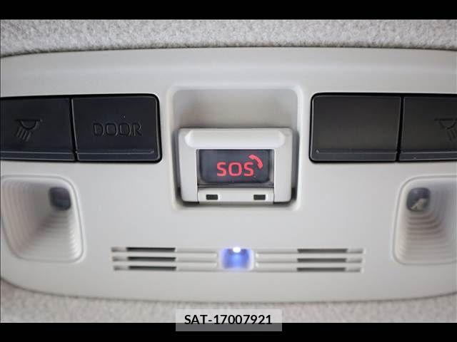 Toyota AQUA 2021-10 8878653-16