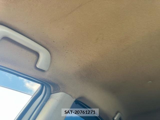 Toyota AQUA 2013-10 8878693-26