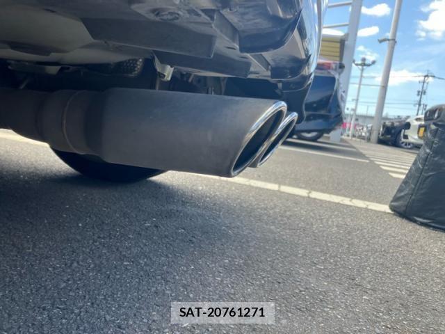 Toyota AQUA 2013-10 8878693-27