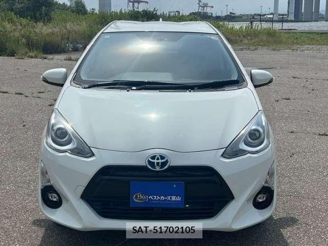 Toyota AQUA 2015-03 8878679-9