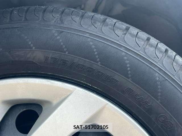 Toyota AQUA 2015-03 8878679-12
