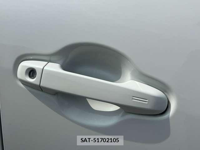 Toyota AQUA 2015-03 8878679-16