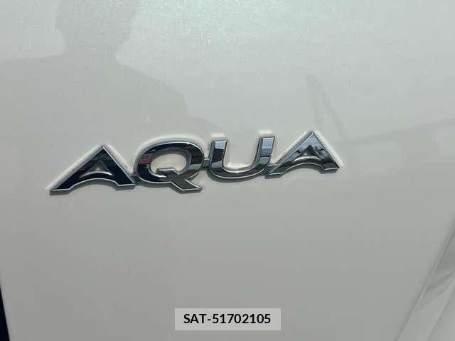 Toyota AQUA 2015-03 8878679-21