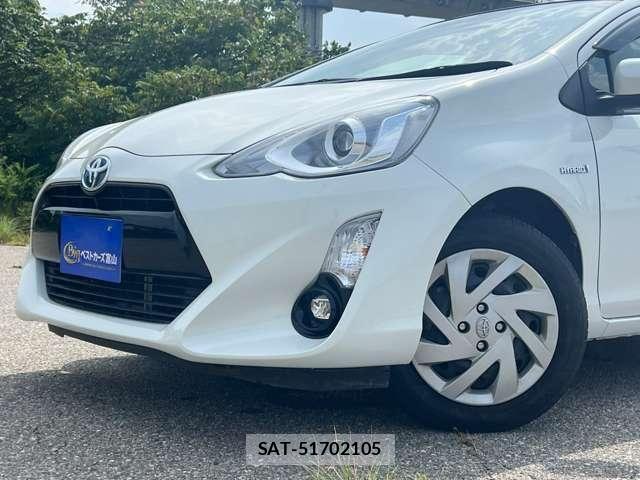 Toyota AQUA 2015-03 8878679-3