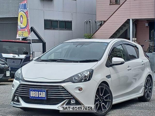 Toyota AQUA 2016-04 8878655-0