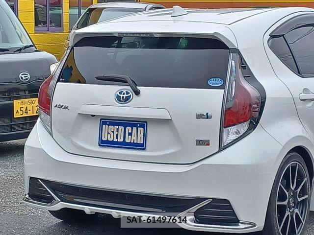 Toyota AQUA 2016-04 8878655-10