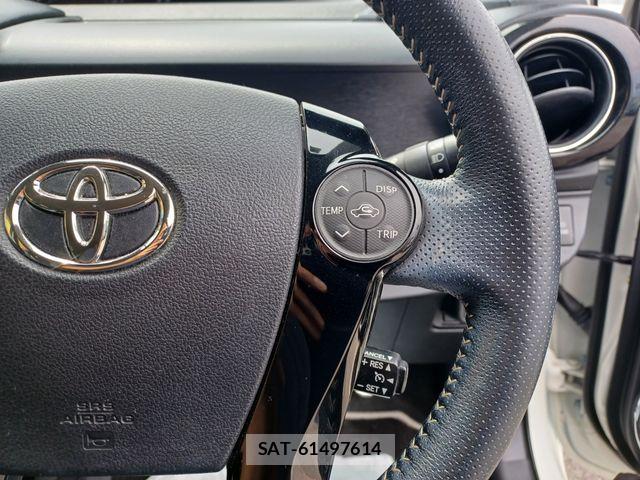 Toyota AQUA 2016-04 8878655-26