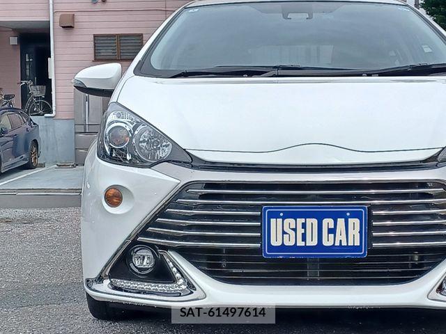 Toyota AQUA 2016-04 8878655-4