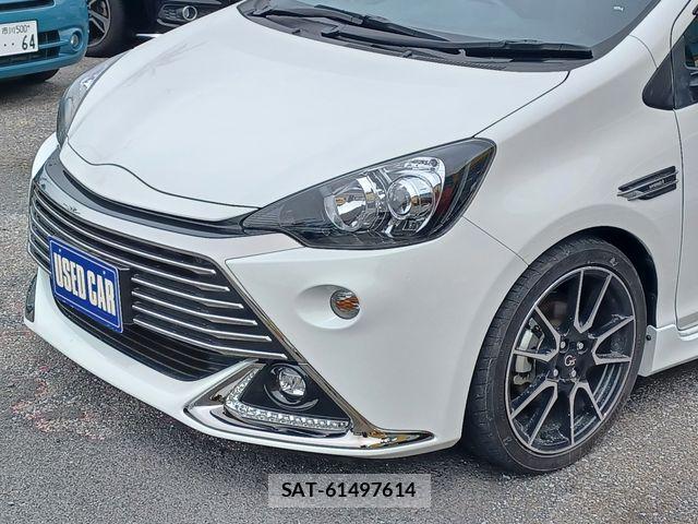Toyota AQUA 2016-04 8878655-6