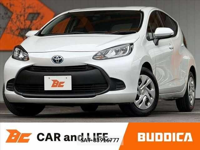 Toyota AQUA 2022-09 8878656-0
