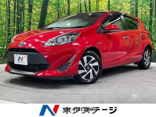 Toyota AQUA 2019-08 8878664-0