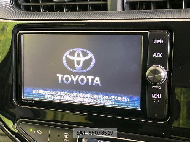 Toyota AQUA 2018-09 8878661-2
