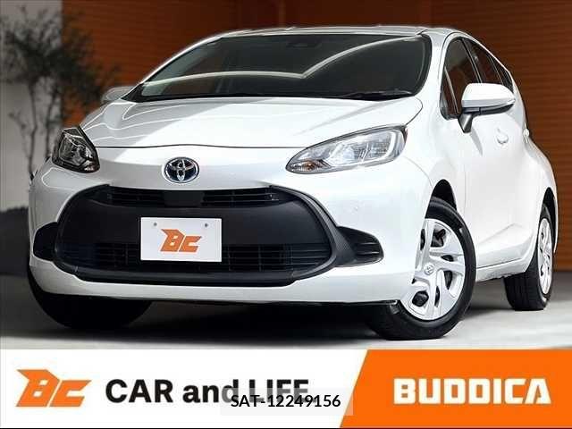 Toyota AQUA 2022-09 8878659-0
